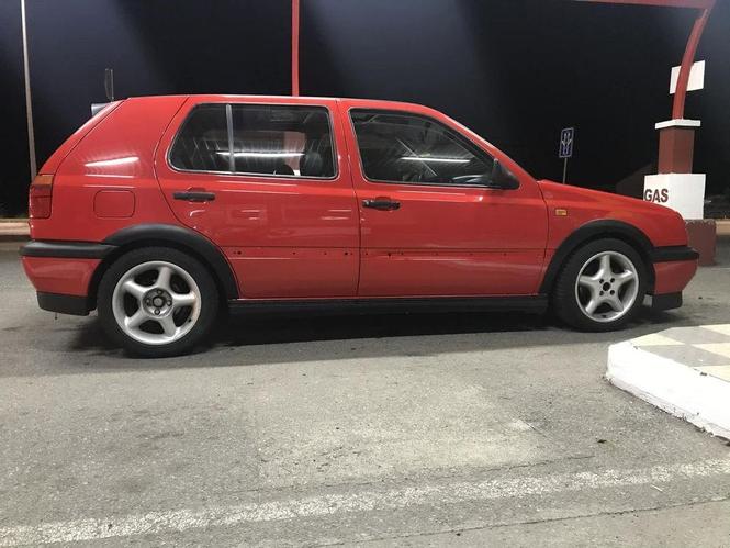 Kupujem auto do 1200 e