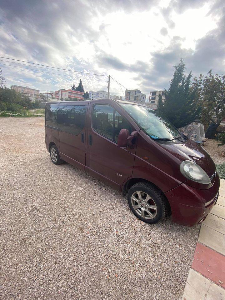 2003-OPEL-VIVARO