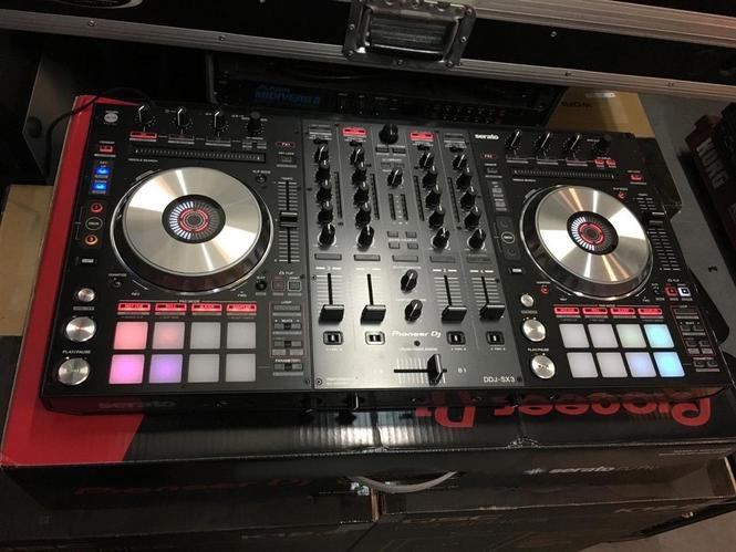 Pioneer DDJ-SX3 P