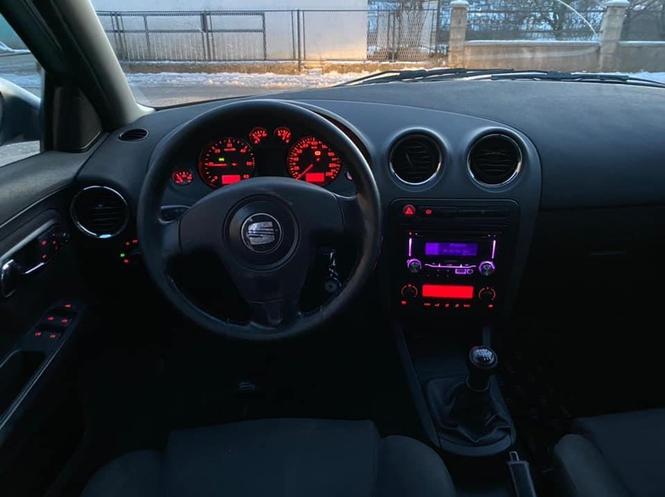 KUPUJEM AUTO