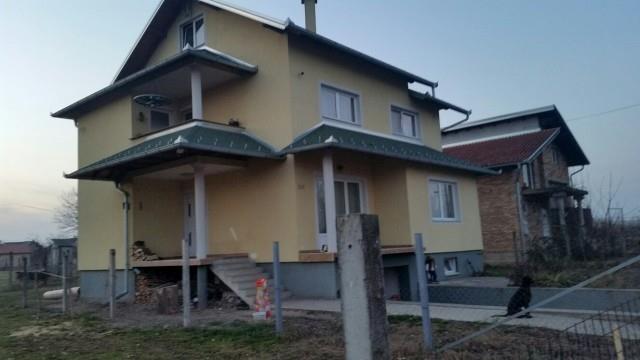Kuća u Staroj Pazovi Zamena za imanje Srbija