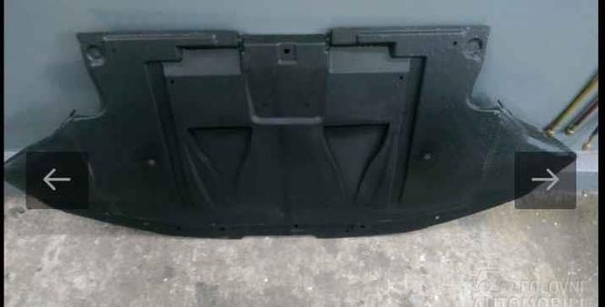 Plastika ispod motora audi a4 pasat 5