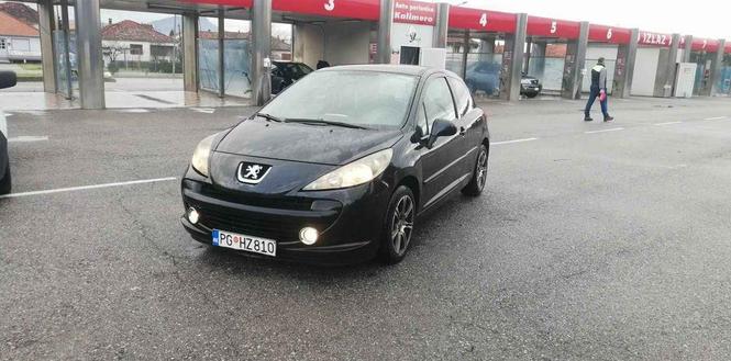 Pezo 207 1.6