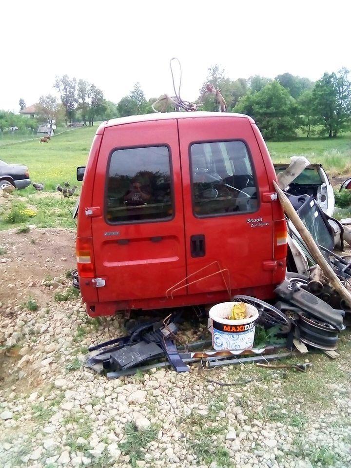 Pasat-5-i4-Peugeot-307i-407-Fijat-skudo-i-Stilo-Mercedes-124