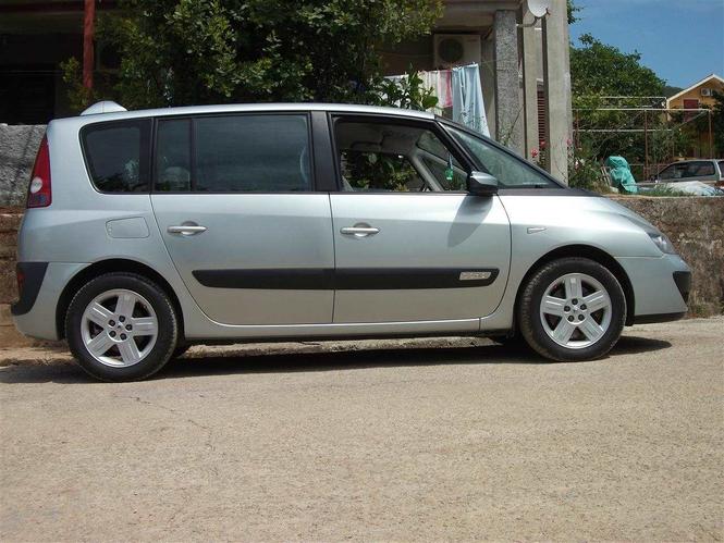 RENAULT ESPACE 2.2 DCI -03