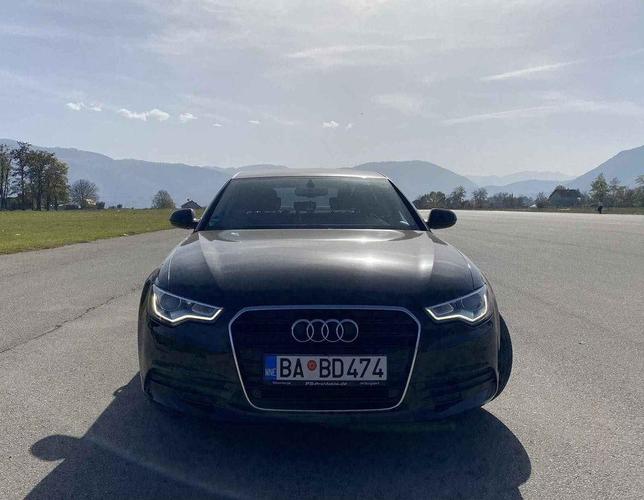 Prodajem auto