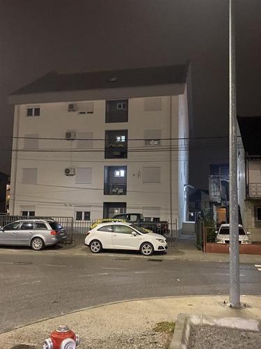 Izdajem stan 47m2, Stari Aerodrom