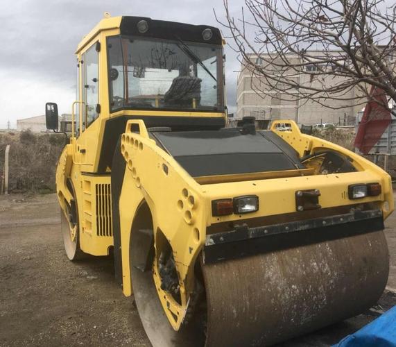 Bomag BW 151AD