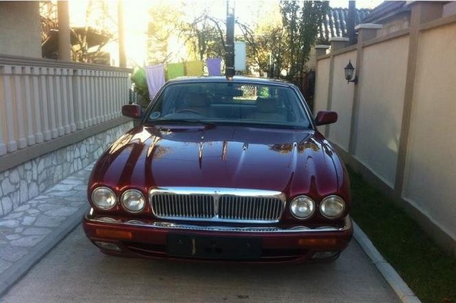 Jaguar  XJ executive -96
