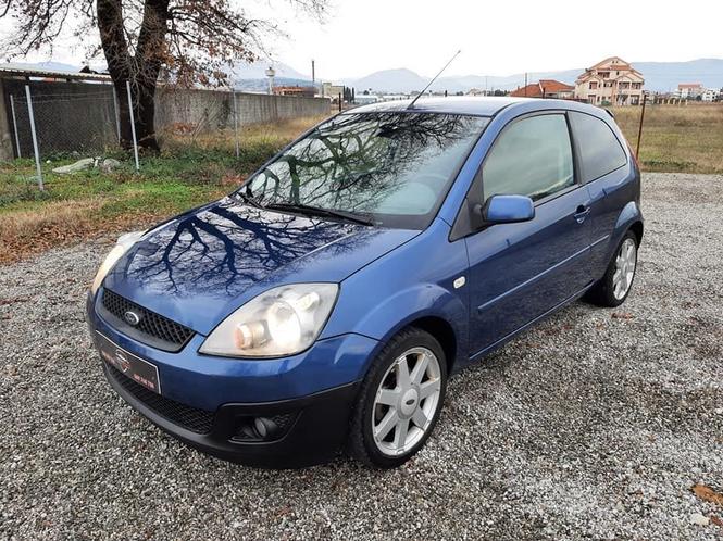 Ford fiesta 1.4tdci 50kw 2007god.