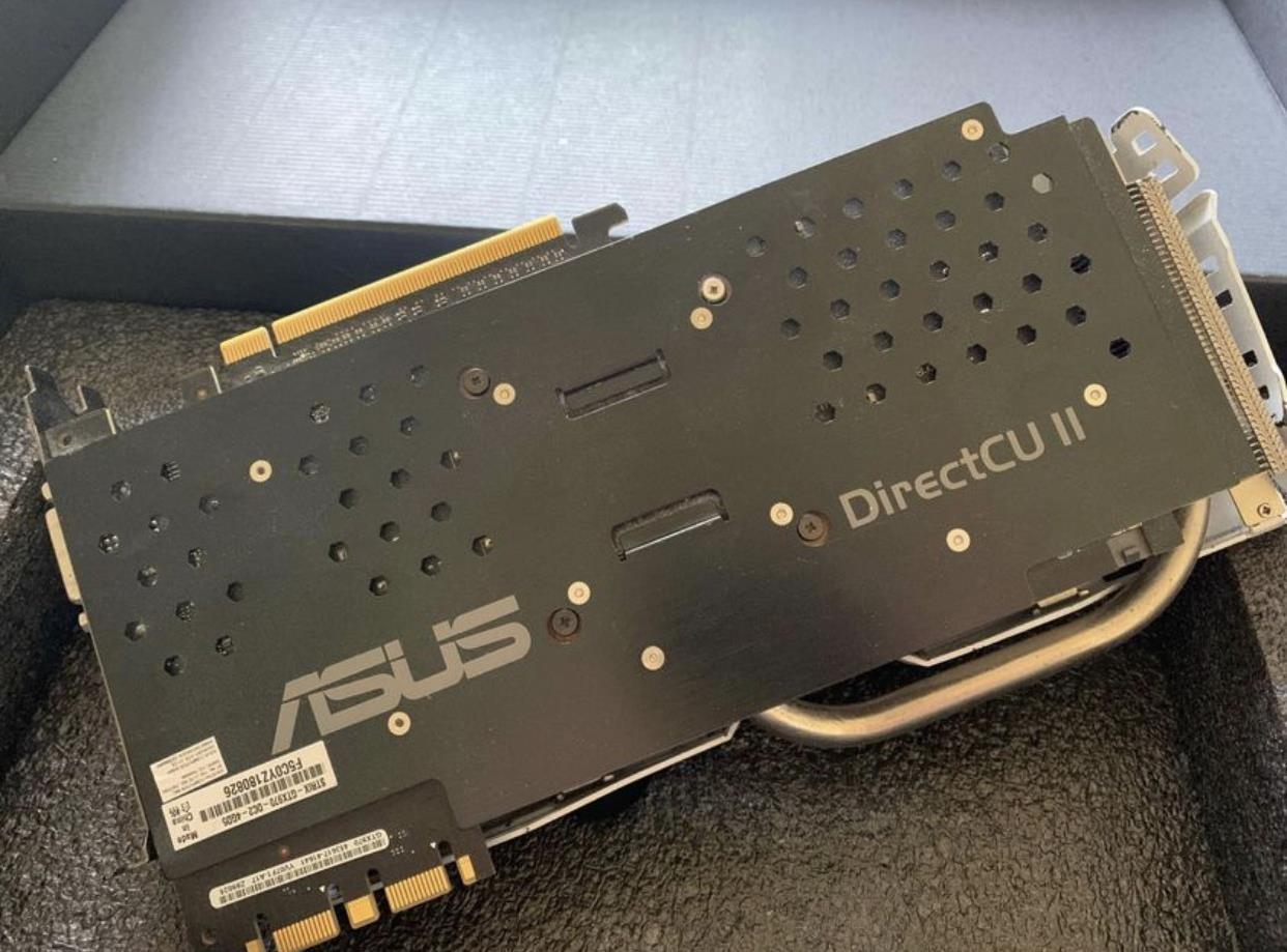 Asus-Strix-970-4gb-Corsair-Ram