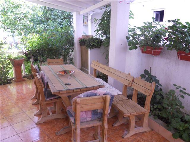 Stan od 99m2 u Budva