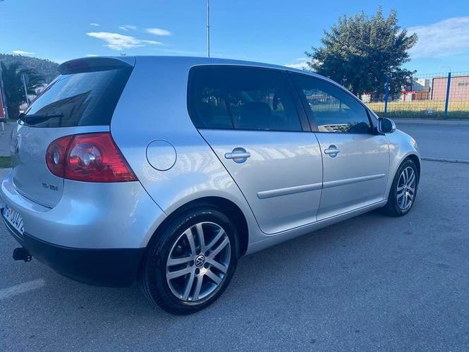Golf V 1.9 tdi 77kw 2004