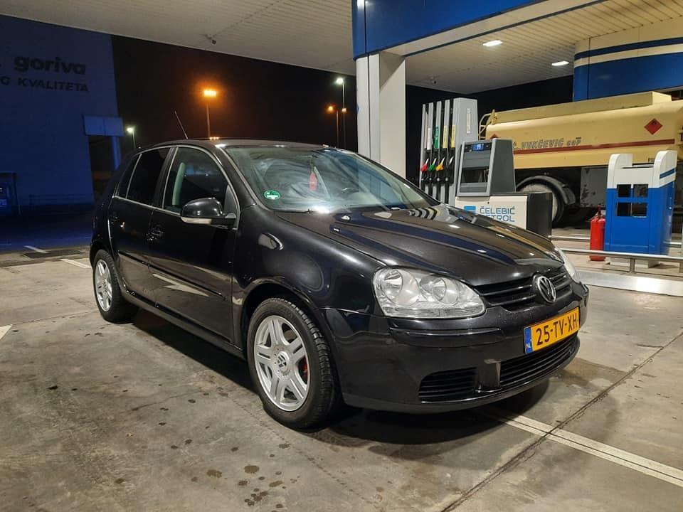 VW-GOLF-5