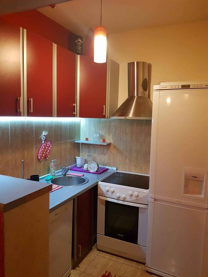 Izdajem-dvosoban-namjesten-stan-preko-morace--Podgorica