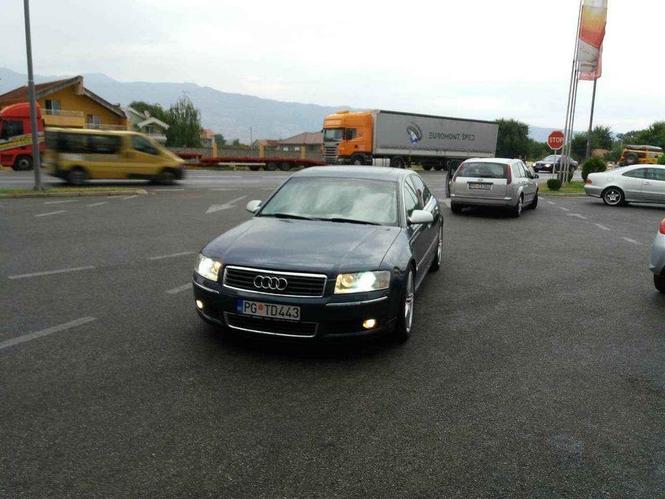 AUDI A8 U DIJELOVE