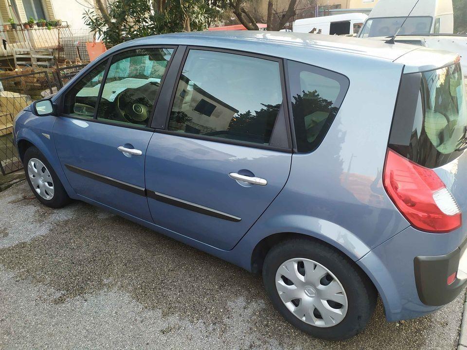 Renault-scenic