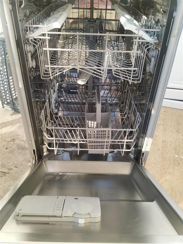 Masina za sudje Beko 10 kompleta ugradna 
