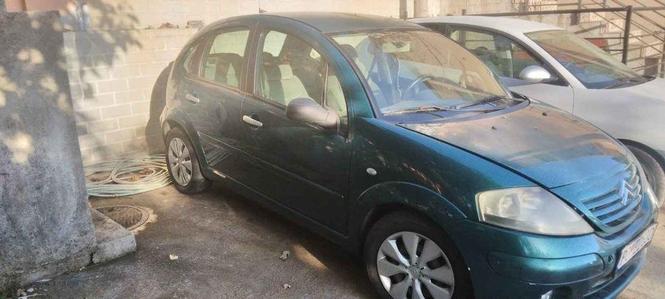 Prodajem citroena C3 2004 god sitna ulaganja