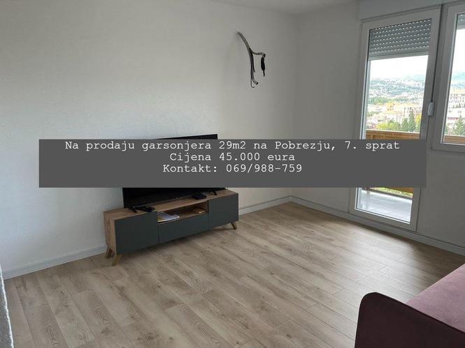Na prodaju garsonjera 29m2 na Pobrezju