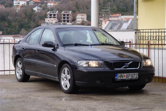 VOLVO S60 D5 160 ks -02 