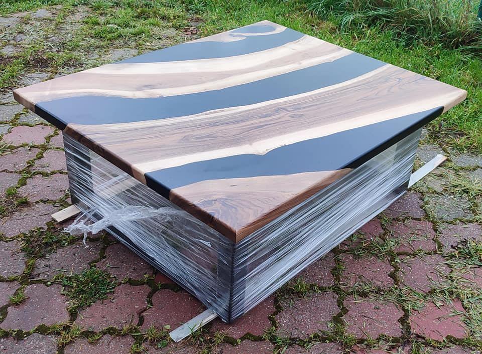 Stolovi-drvo-epoxy