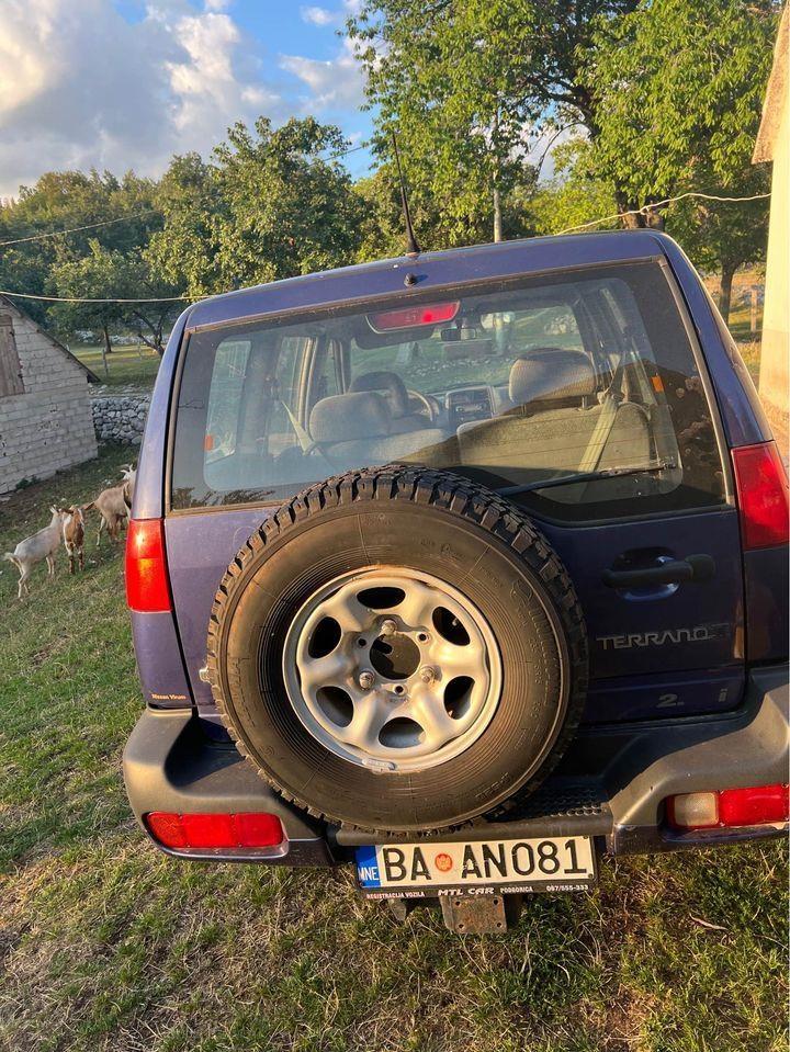 Nisan-Terano-2-4-Benz-plin