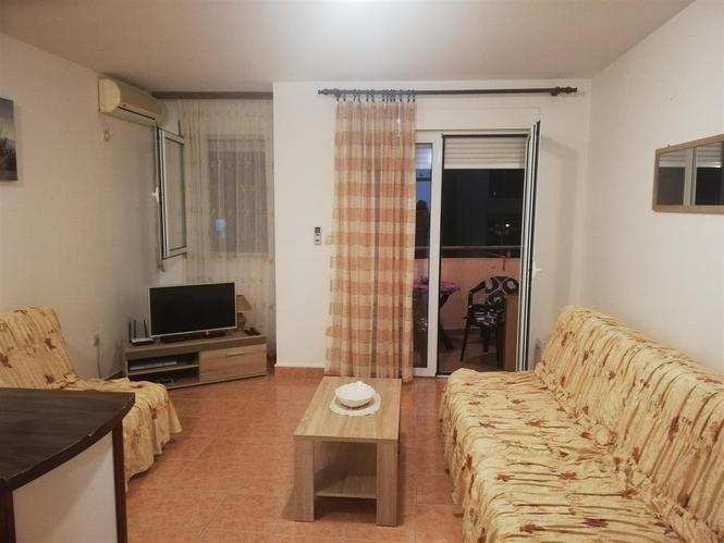Povoljno Izdajem apartman u Budvi