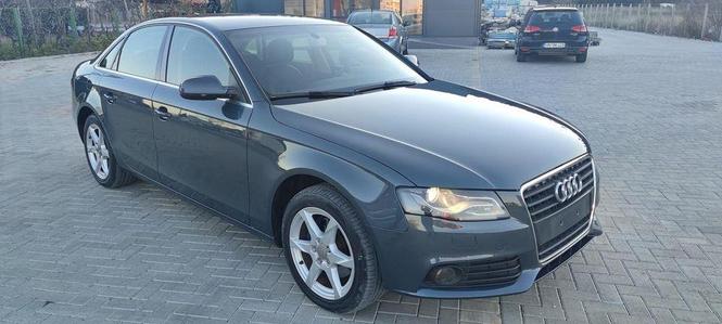 Audi A4 2.0Tdi 105kw 2009god