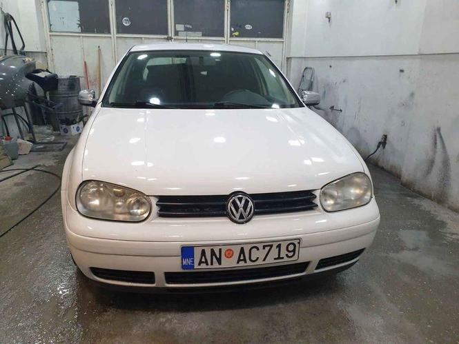 Golf 4 1.9 tdi 66 kw cipovan zimske gume extra stanje moguca