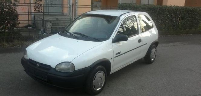 Opel  Corsa -95