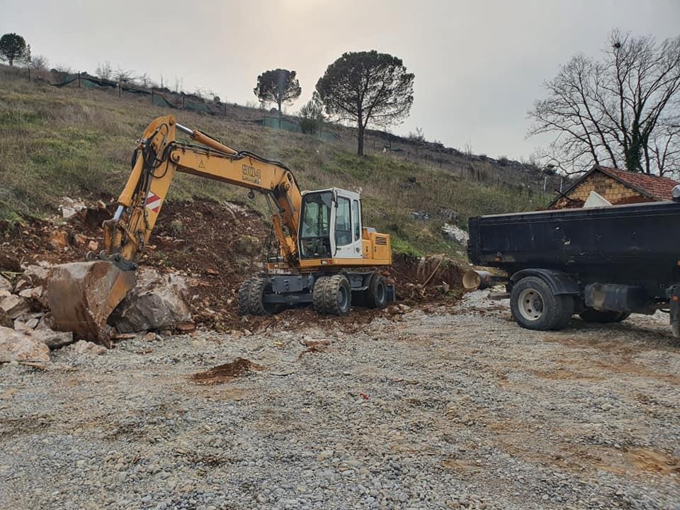 Liebherr-A-904-litronic-bager