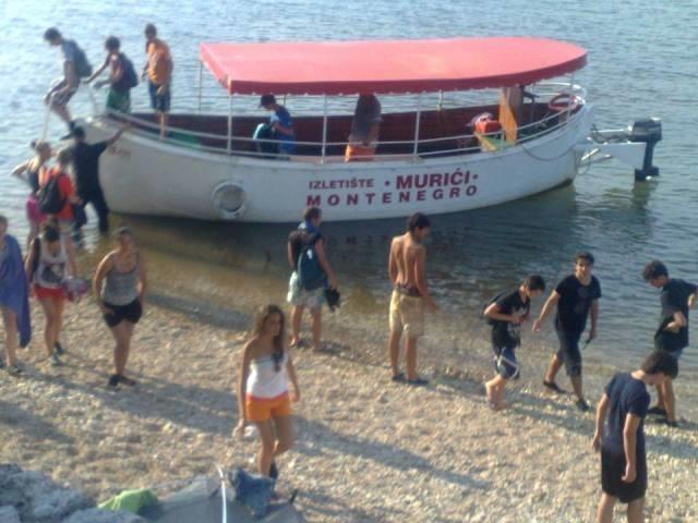 Vozač-turističkog-brodića-