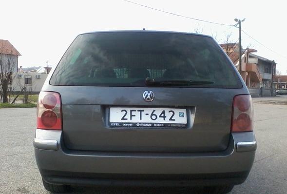 VW-Passat-TDI--DI--crveno--05