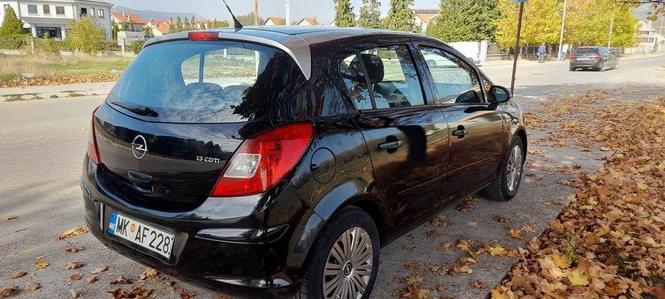 Opel corsa 1,3 cdti 2007