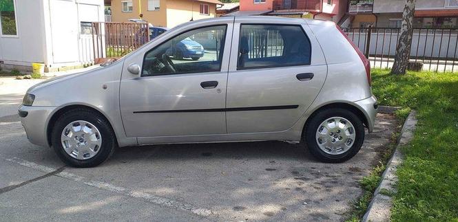 Fiat Punto , 1.9 JTD , 63kw , 2003.g , (KLIMA)