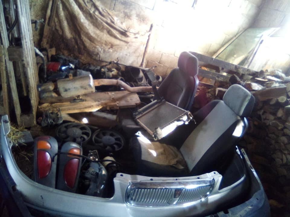 Prodajem-torziju-I-djelove-od-BMW-318