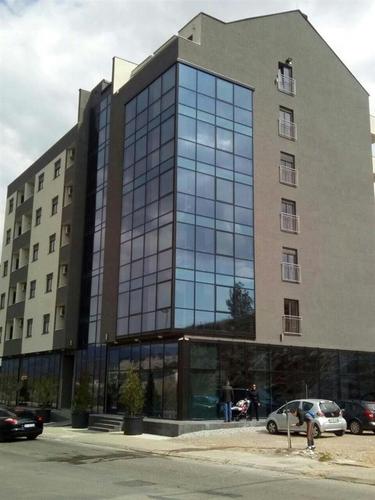 Nov, jednosoban stan 42 m2, I sprat Vezirov most