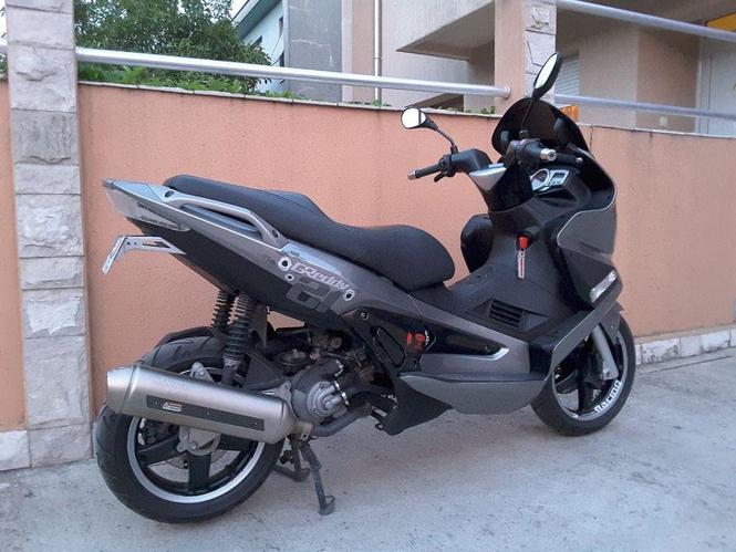 GILERA NEXUS 250 FUL MALOSI 2010