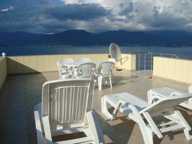 Kuca u Krasici Tivat