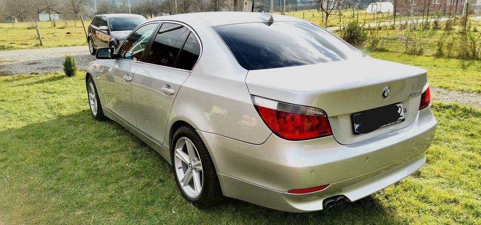 BMW-530