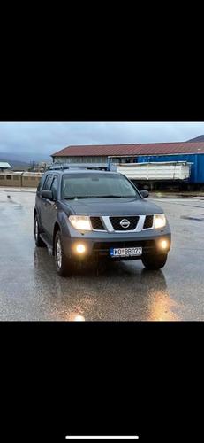 Nisaan Pathfinder