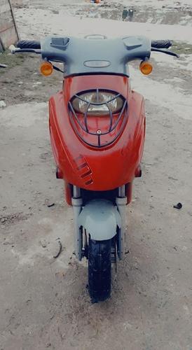 Prodajem motor vespa nije registovan nece da upali mozda je 