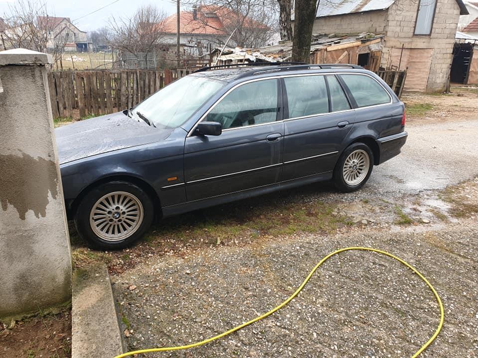 Prodajem-bmw-525tds