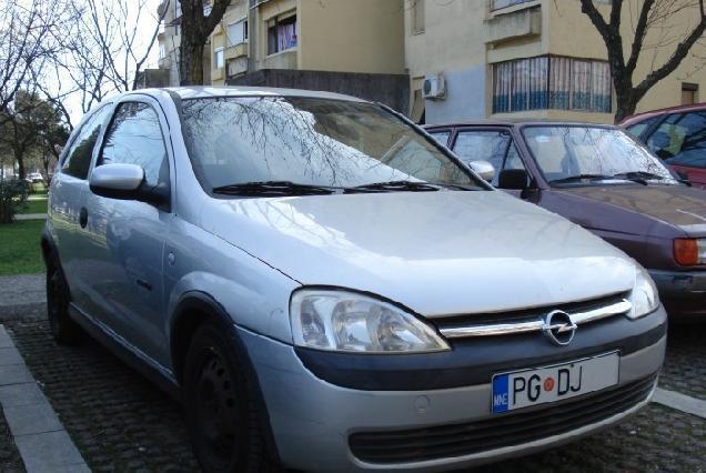 Opel - Corsa 1.0 - 12v