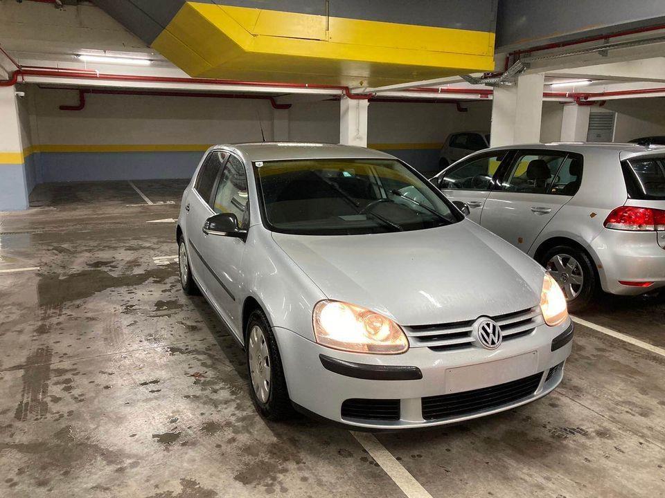 Golf5---068-511-764--