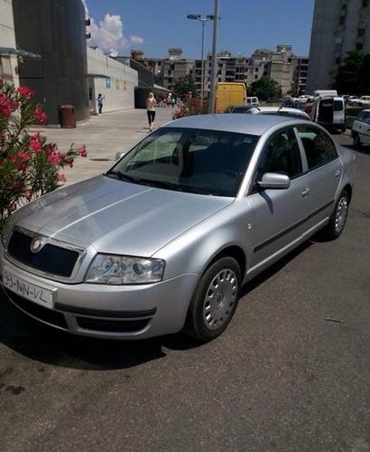 Škoda Superb -04
