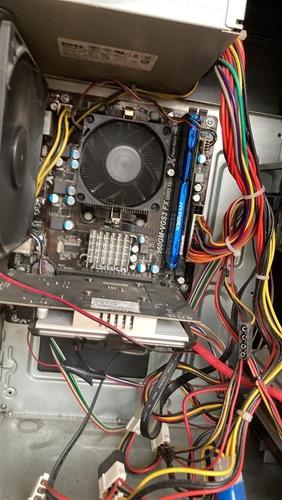 pc kompjuter desktop
