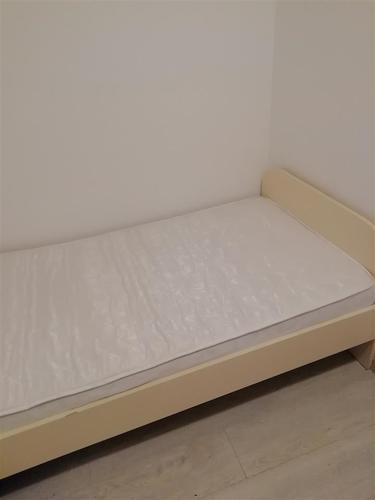 Dusek za singl krevet