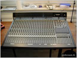 Mikseta BEHRINGER EURODESK MX8000